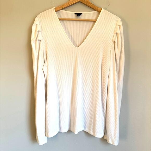 Ann Taylor Cream V-Neck Blouse - Picture 1 of 11